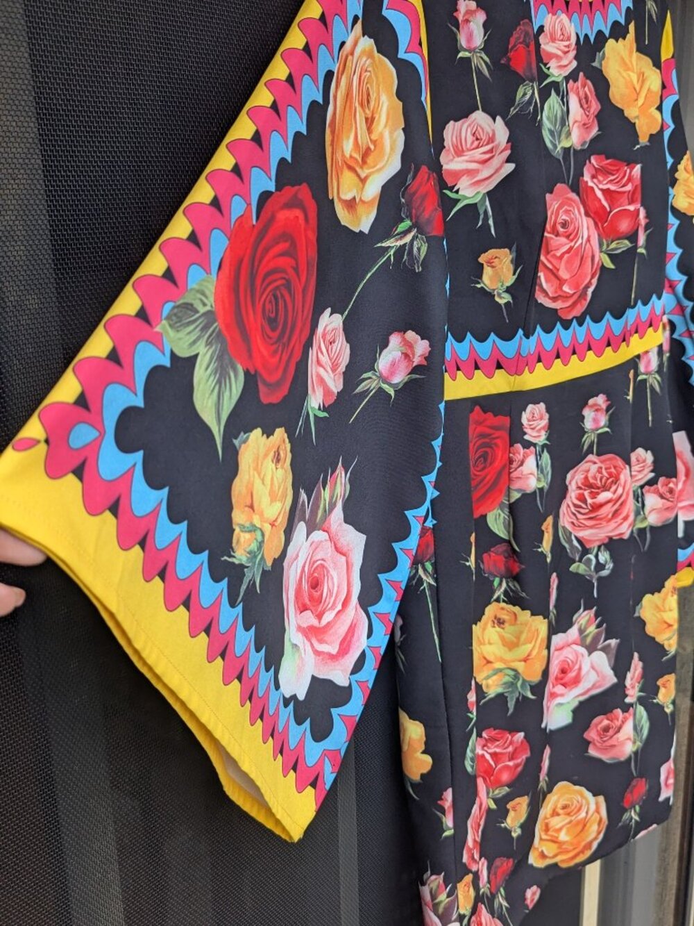 Rose pattern dress - Picture 3 of 4